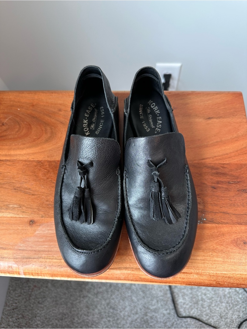 Kork-Ease Tinga Black Leather Tassel Loafers Size 8.5 Comfort Flat Slip On EUC - Picture 4 of 8